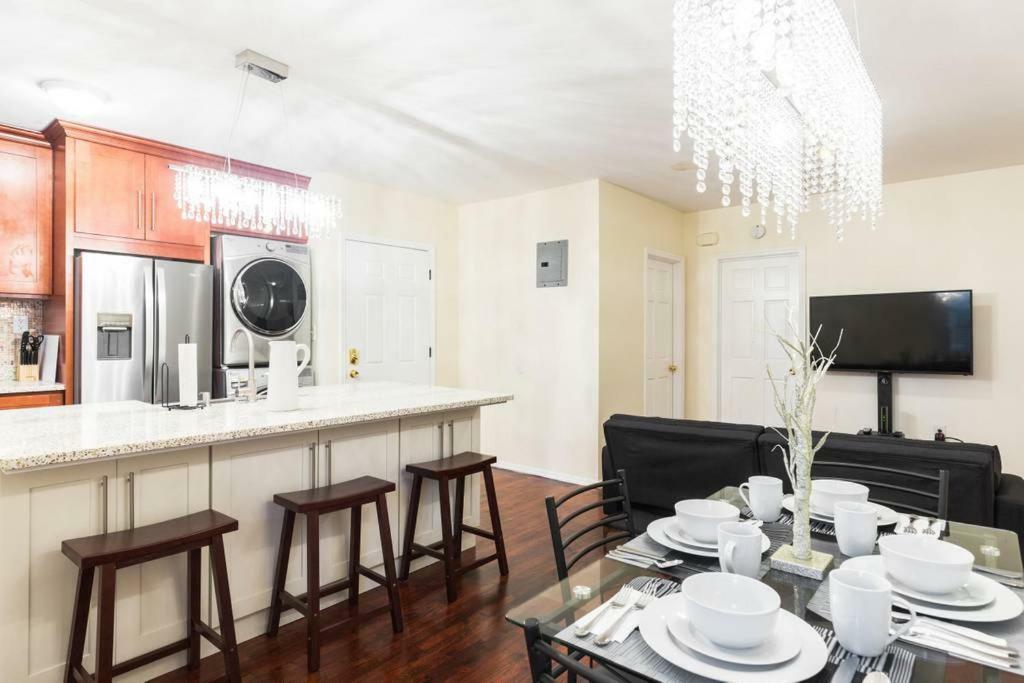 Brooklyn 3 Bedroom 1 Bathroom 8 Minutes To Subway 30 Minutes To Manhattan นิวยอร์ก ภายนอก รูปภาพ